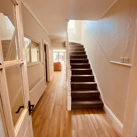 Town House 4 Bed Vakantiehuis *