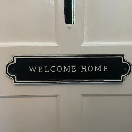 Town House 4 Bed 度假居 卡舍尔