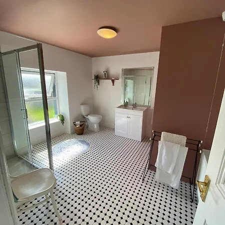 Town House 4 Bed