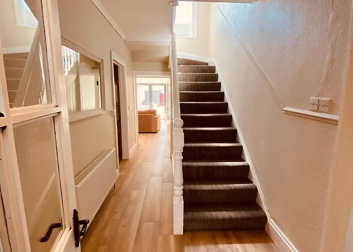 Town House 4 Bed Feriehus *